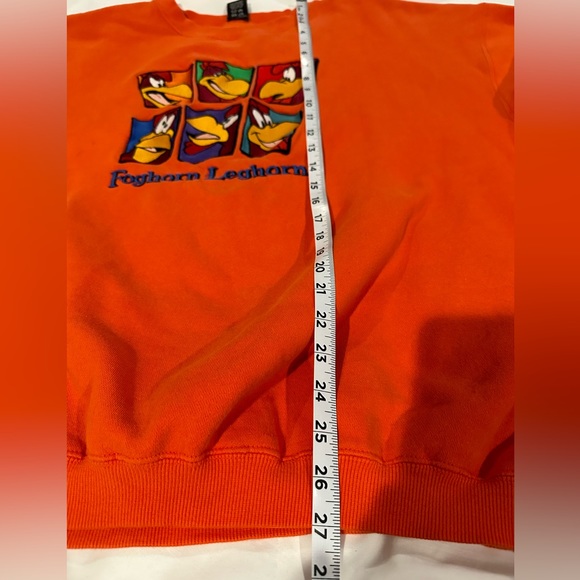 Vintage 90's Warner Brothers Foghorn Leghorn Crewneck Sweatshirt Orange XXL - Picture 8 of 8